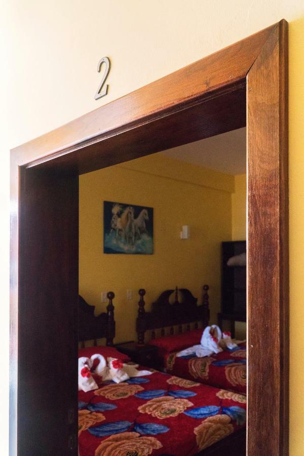 The White Horse Inn - Hopkins Village Beach Belize 外观 照片