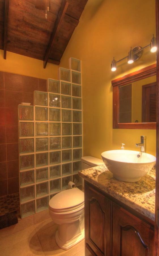 The White Horse Inn - Hopkins Village Beach Belize 外观 照片